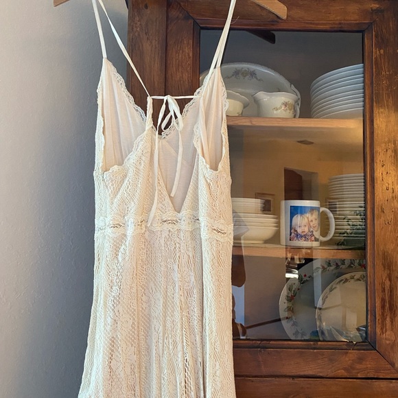 Ecoté White Lace Wide Leg Jumpsuit - Picture 8 of 12